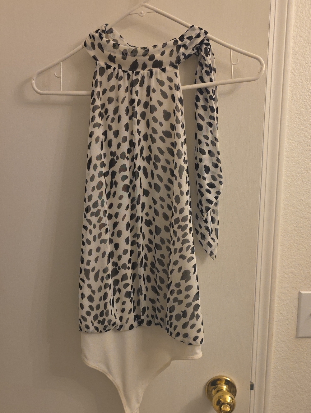 Express Black and White Halter Tie-Neck Printed Bodysuit